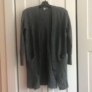 Halogen Gray Long Sleeve Cardigan w/ Button Detail